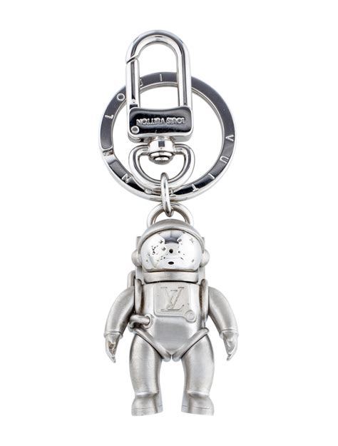 louis vuitton astronaut chain|louis vuitton luggage holder.